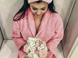 Annie_Astie