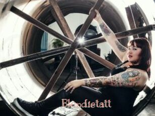 Blondietatt