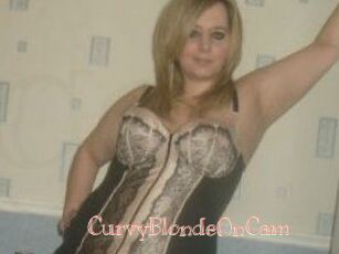 CurvyBlondeOnCam