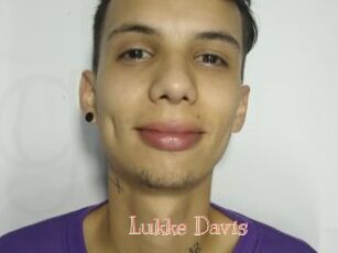 Lukke_Davis