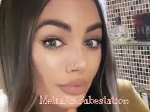 MeliaFoxBabestation