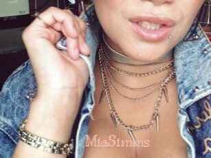 MiaSimms
