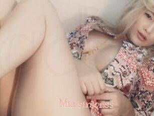 Mia_simonss