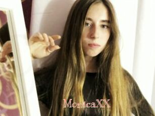 MonicaXX