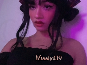 Miaahot19