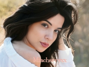 Miacherryxx