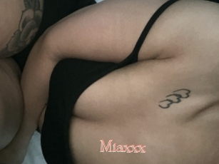 Miaxxx