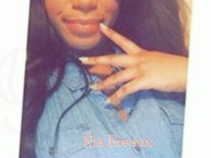 Nia_Breaux
