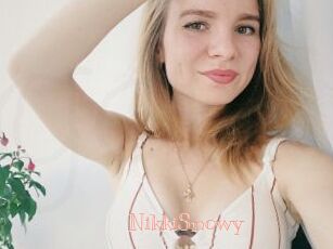 NikkiSnowy