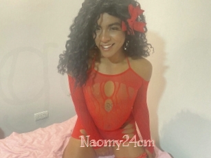 Naomy24cm