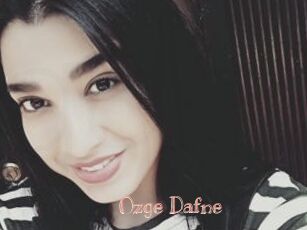 Ozge_Dafne