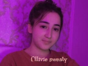 Ollivie_sweaty