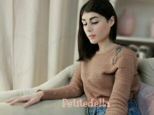 Petitedella