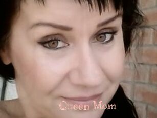 Queen_Mom