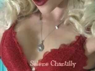 Selene_Chantilly
