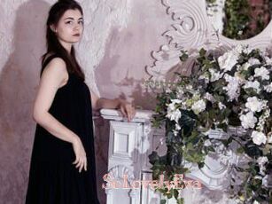 SoLovelyEva