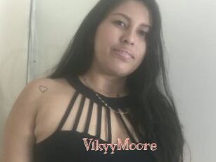 VikyyMoore